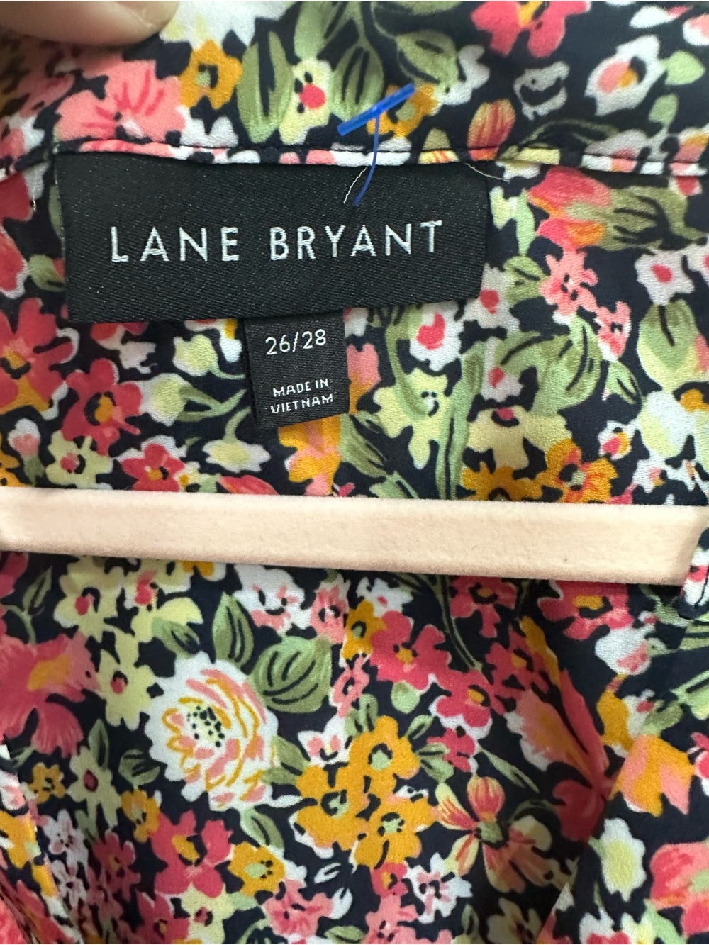 Lane Bryant Black Multicolor Floral Sleeveless Blouse Size 26/28 - Picture 3 of 5